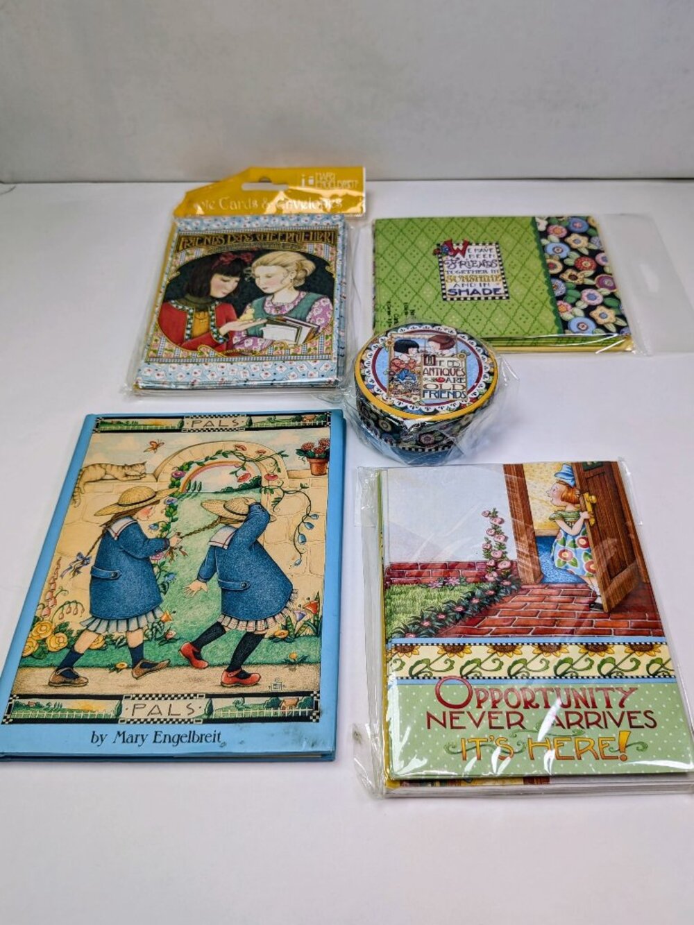 VTG Mary Engelbreit Hardcover Book, Note Card Packs & Round Box Lot Friendship